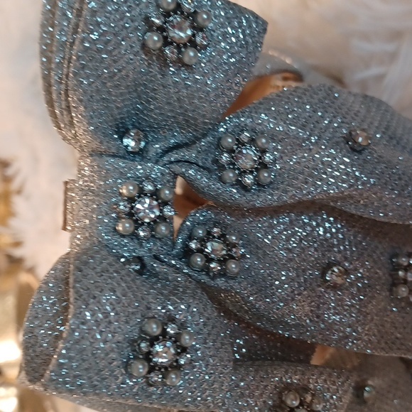 Antonio Melani Nicola bathie x Antonio Melani Lila Bow heels Silver 8M New - Picture 7 of 16